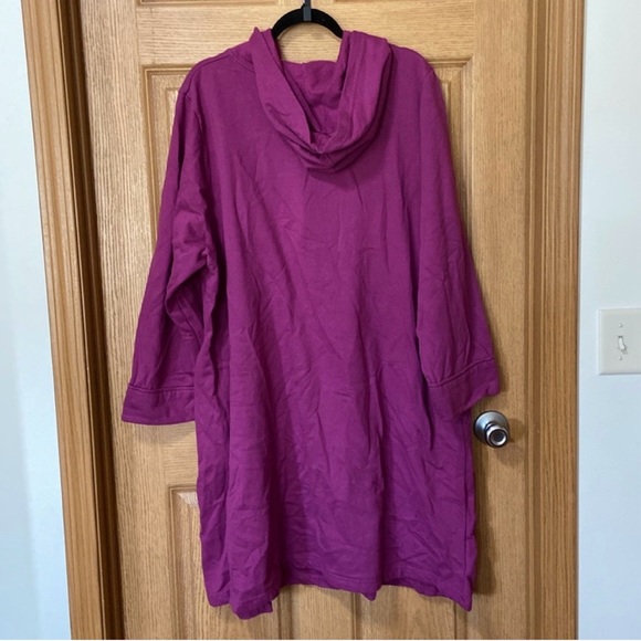 New Hooded Sweatshirt Zip
Robe Plus Size 1X 2X 22/24 Dreams Co
Woman Within - Picture 4 of 4